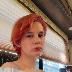 Meet your Posher, Cora